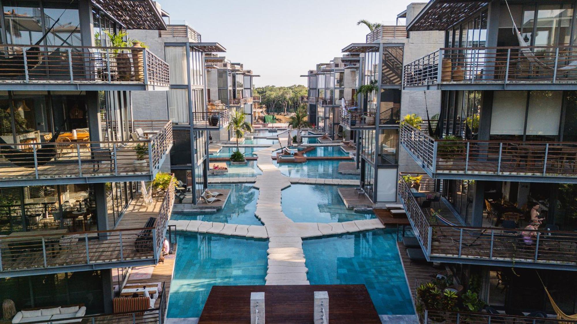 1 Bedroom On Cenote Largest Gym Coworking Apartment